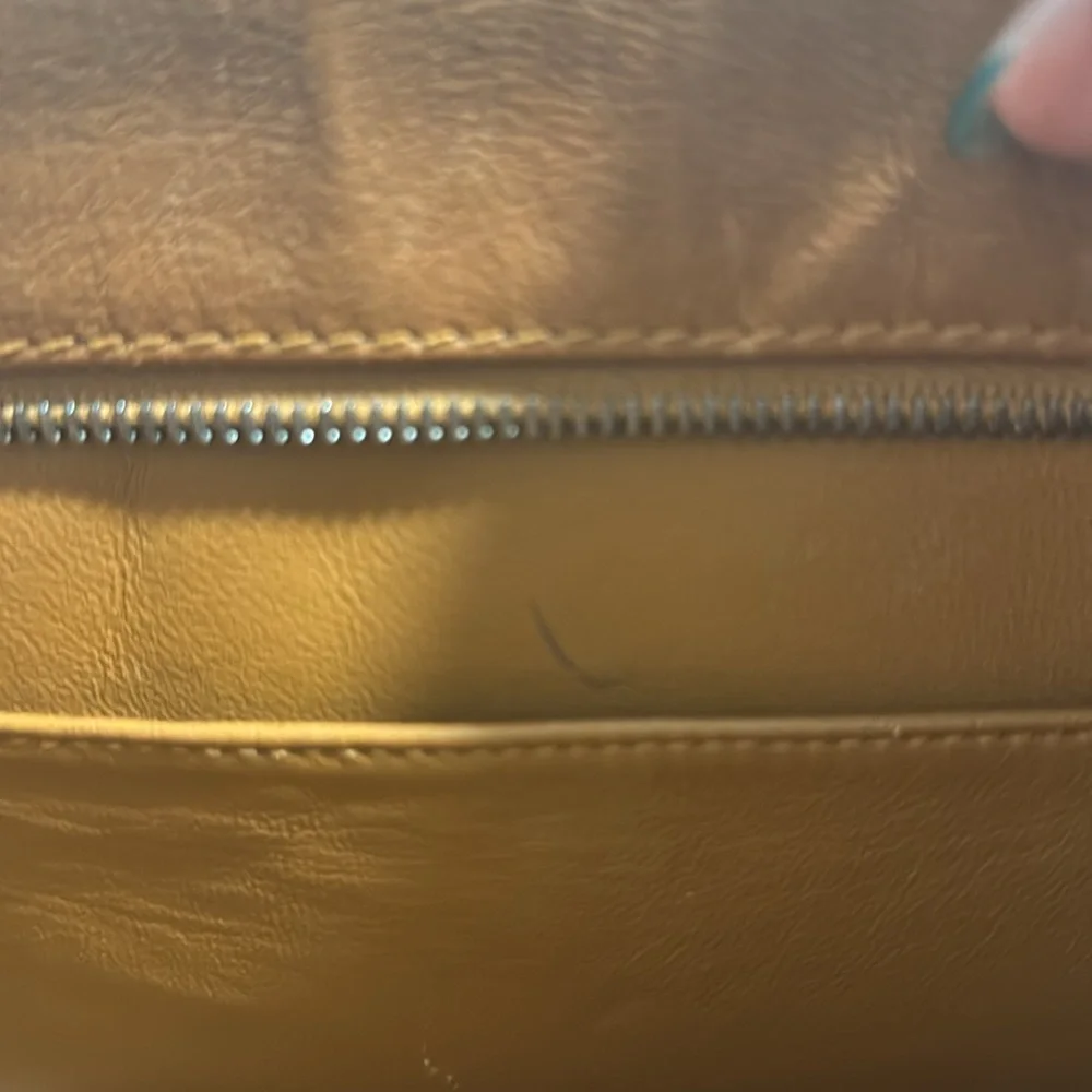 ❤️ SOLD ❤️ 👜 Authentic Chanel Caviar Quilted Medallion Tote (Brown) - Picture 11 of 17